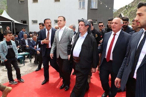 Sayın Vali/Belediye Başkan Vekilimiz, Hazım Adıyaman ve Mahana  Abdollahi çiftinin düğün törenine katıldı